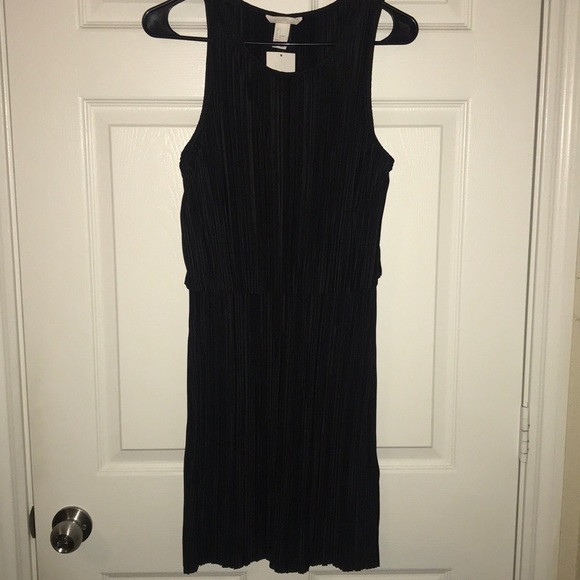 H&M | Dresses | Black Flowy Dress | Poshmark
